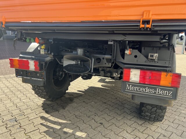 Unimog U