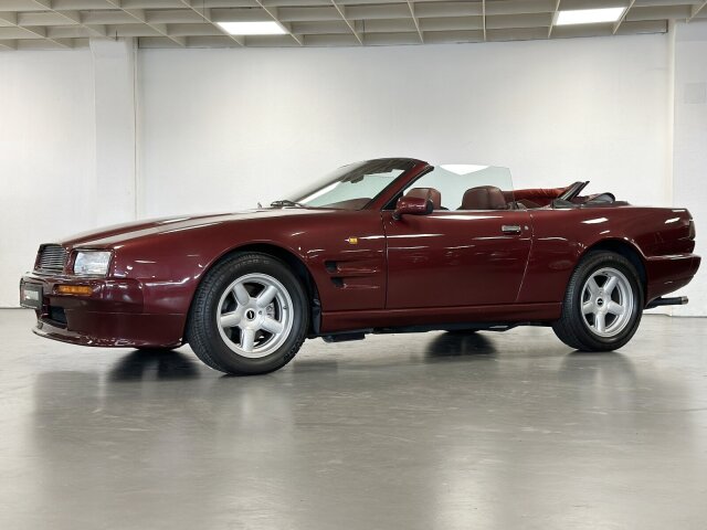 Aston MartinVirage Volante 5.3 Cabrio - mehrfach verfügbar!