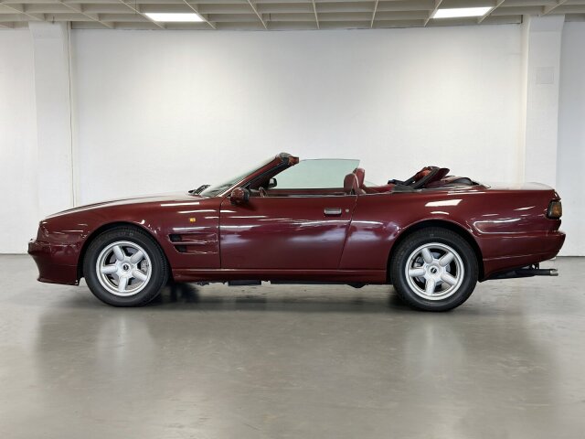 Aston Martin Virage