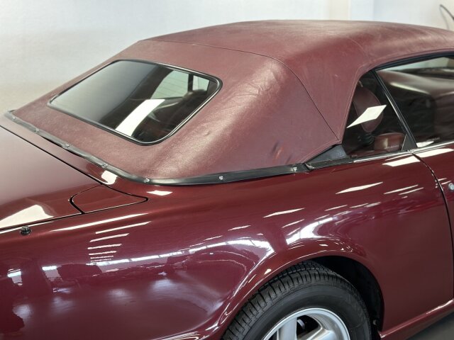 Aston Martin Virage