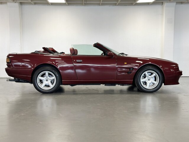 Aston Martin Virage