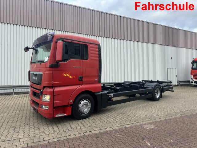 MANTGX 18.360 4X2 LL, Fahrschule