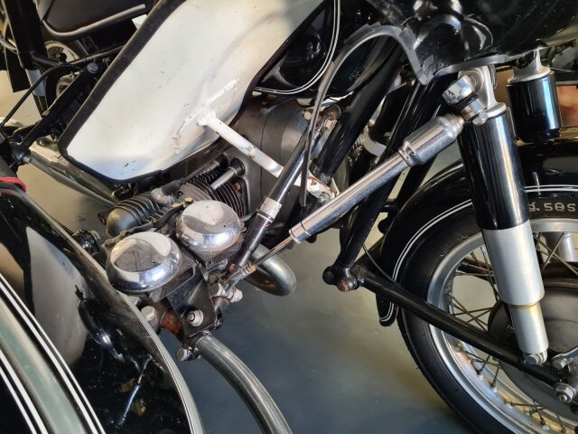 BMW R