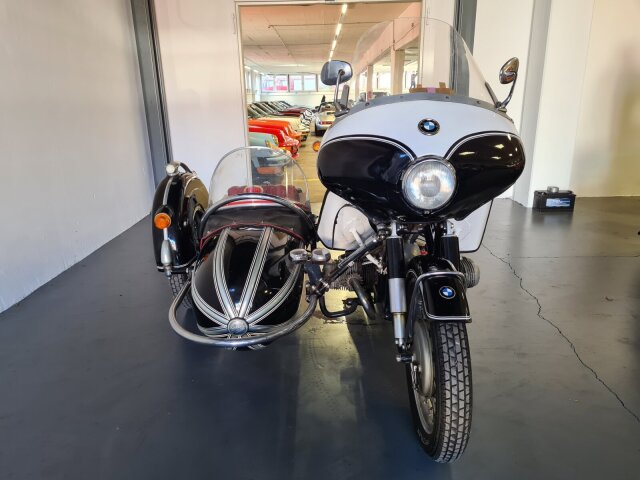 BMW R