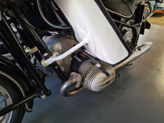 BMW R