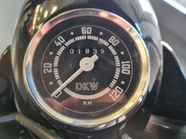 DKW -