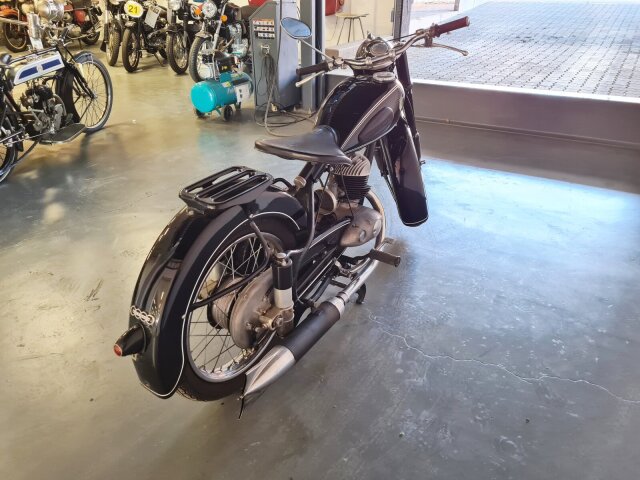 DKW -