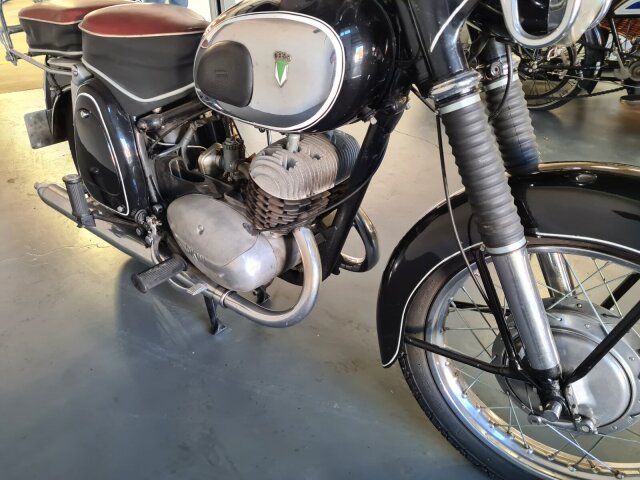 DKW -