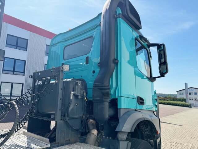 Mercedes-Benz Arocs