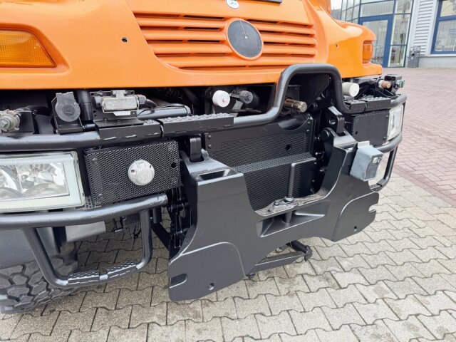 Unimog U