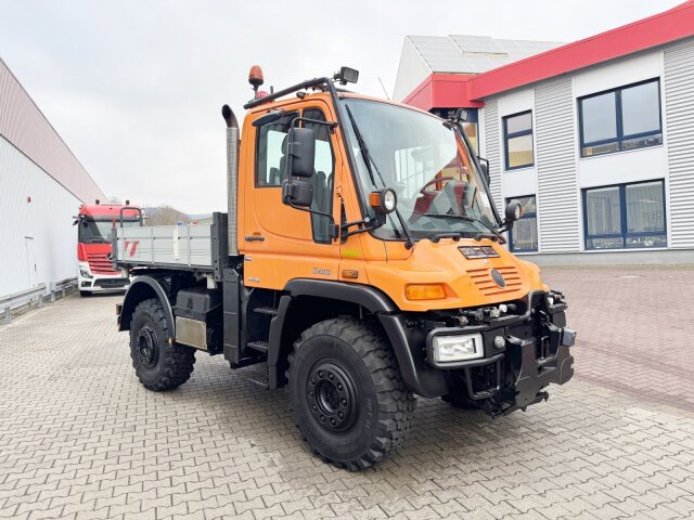 Unimog U