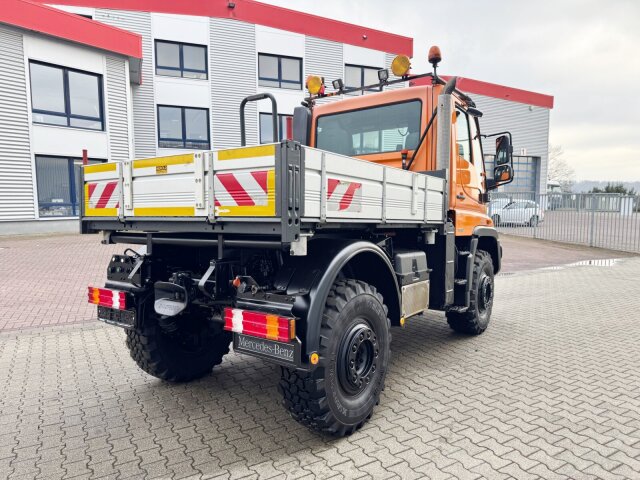 Unimog U