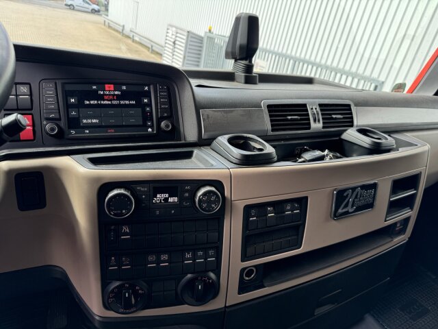 MAN TGX