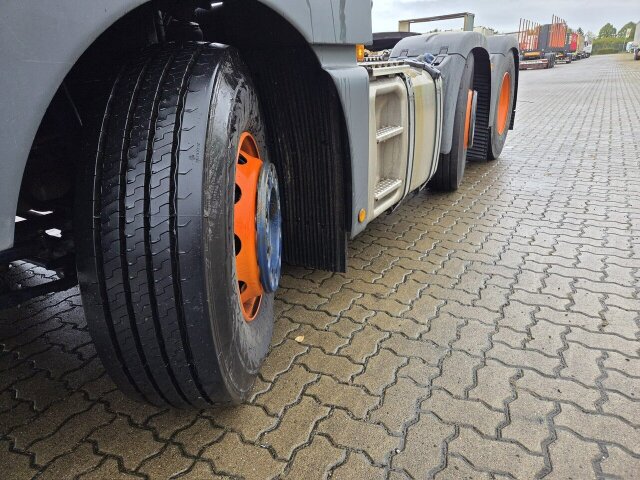 MAN TGX