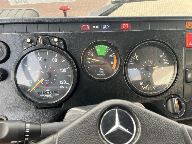 Mercedes-Benz -