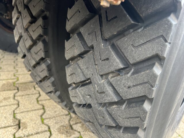 Mercedes-Benz -