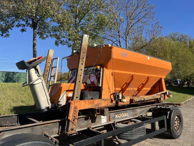 SchmidtStratos S60-36 VAX Salzstreuer ca. 6m³