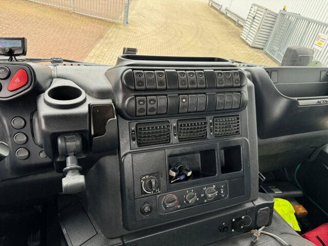 Iveco Trakker