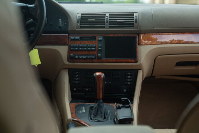 Alpina B10