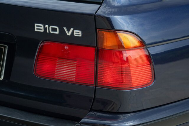 Alpina B10