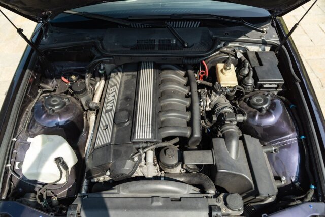 BMW 320 i