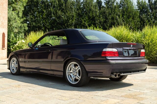BMW 320 i