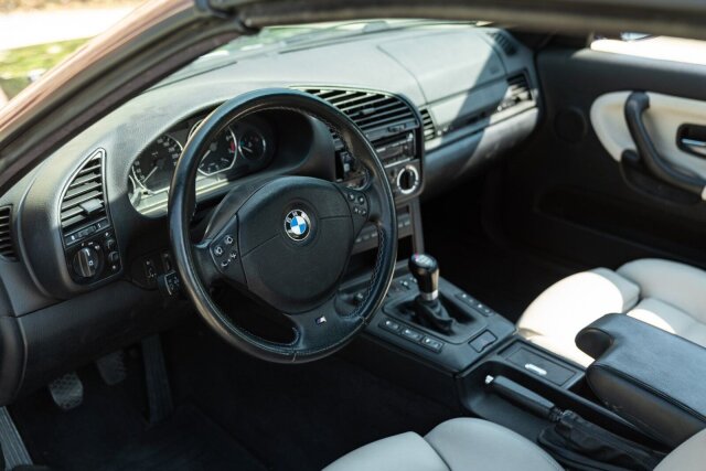 BMW 320 i