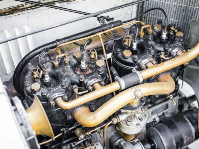 Mercedes-Benz -