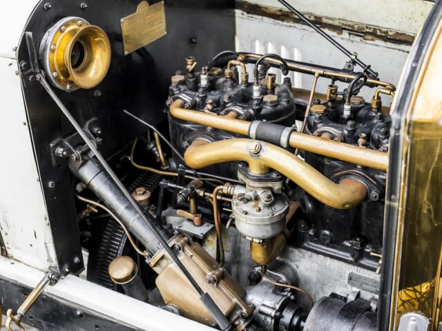 Mercedes-Benz -