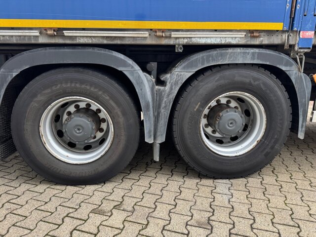 Mercedes-Benz Arocs