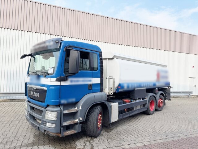 MANTGS 26.400 6x2-4 BL, Lenk-/Liftachse, ADR, Esterer Tank ca. 20.150l, 4 Kammern