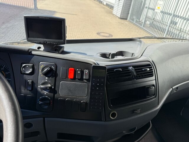 Mercedes-Benz Atego