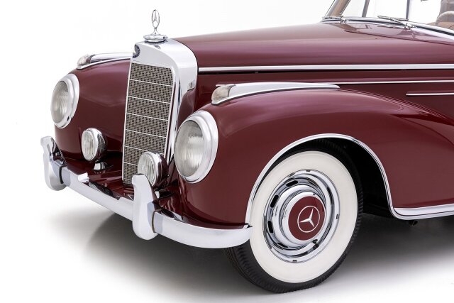 Mercedes-Benz 300