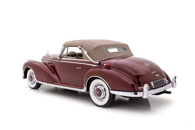 Mercedes-Benz 300
