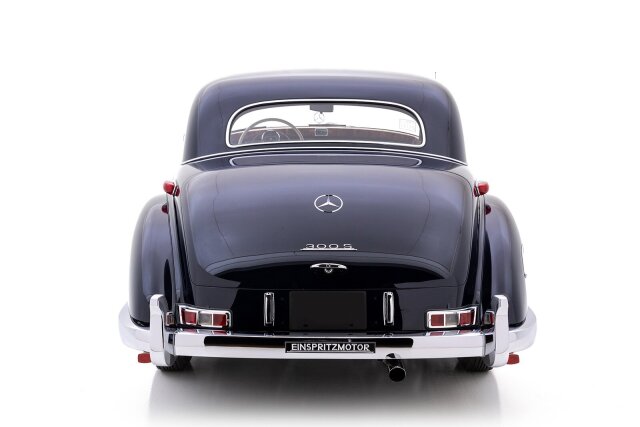 Mercedes-Benz 300