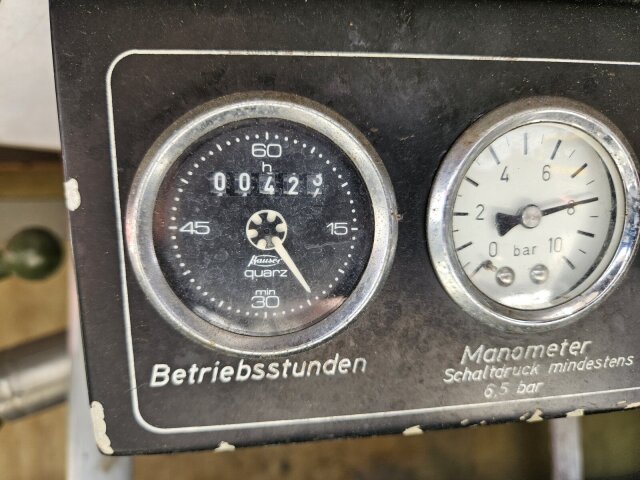 Mercedes-Benz -