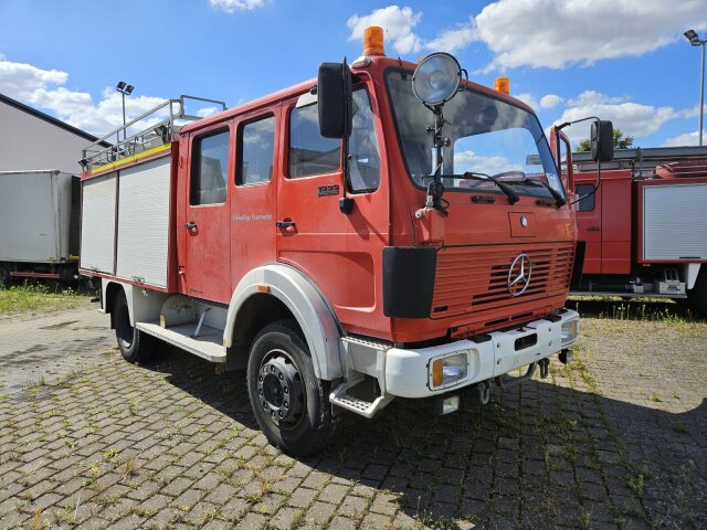 Mercedes-Benz -