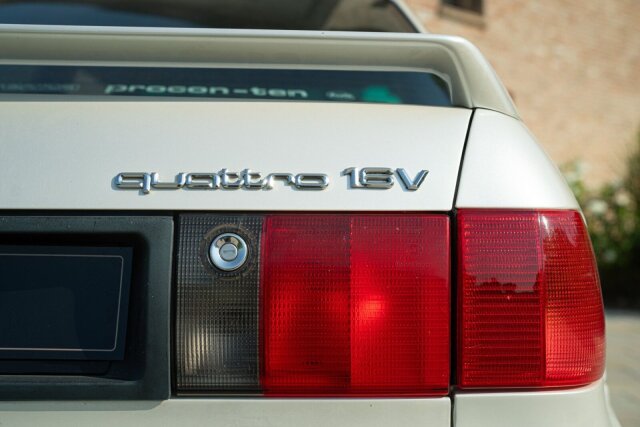 Audi 80