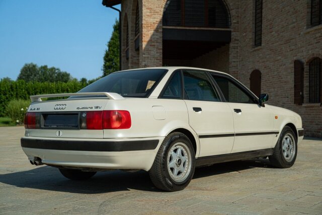 Audi 80