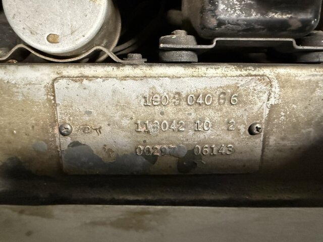 Mercedes-Benz 230