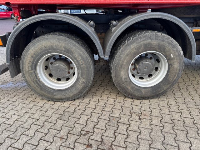 Iveco Trakker