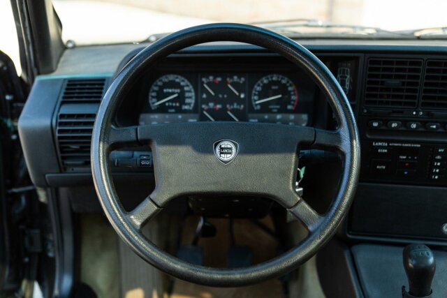 Lancia Thema
