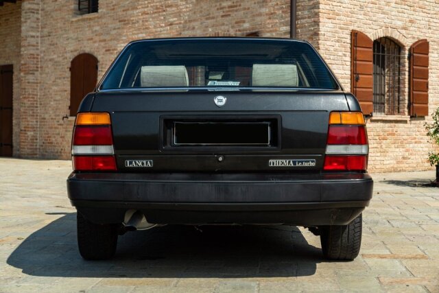 Lancia Thema