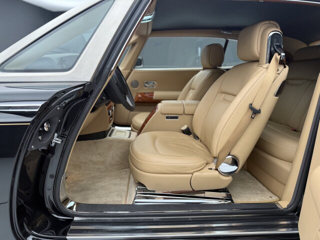 Rolls-Royce Phantom