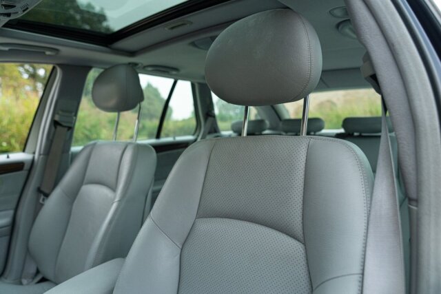 Mercedes-Benz C 320