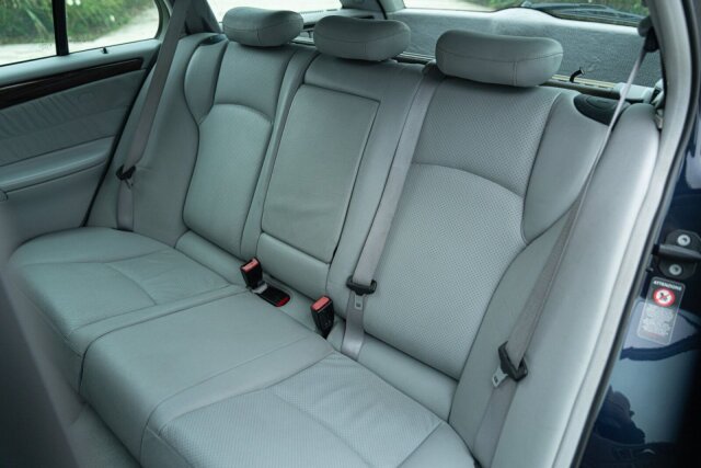 Mercedes-Benz C 320
