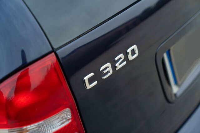 Mercedes-Benz C 320