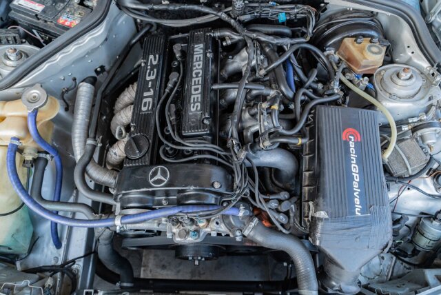 Mercedes-Benz 190 E