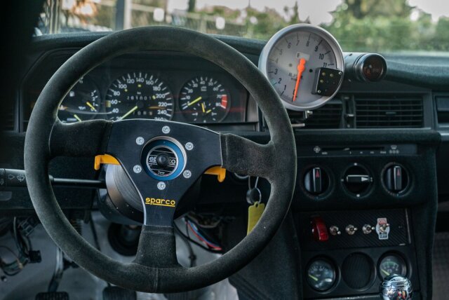 Mercedes-Benz 190 E