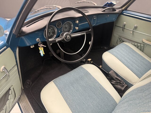 Volkswagen Karmann Ghia